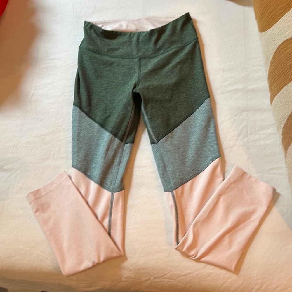Outdoor Voices leggings